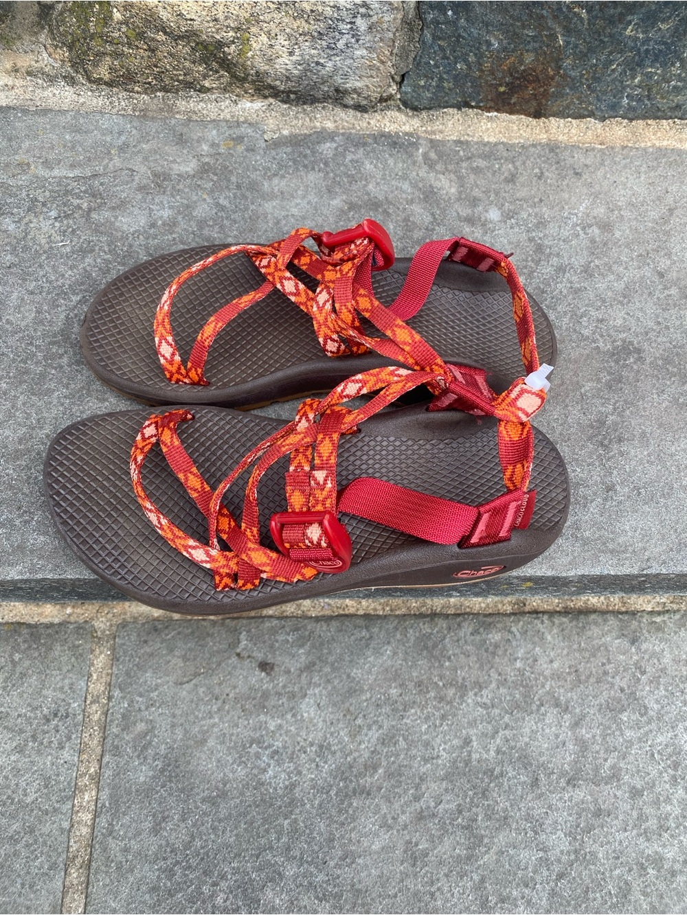Chaco Women's Orange Red Patterned Strap Sandals 7 - Picture 13 of 13